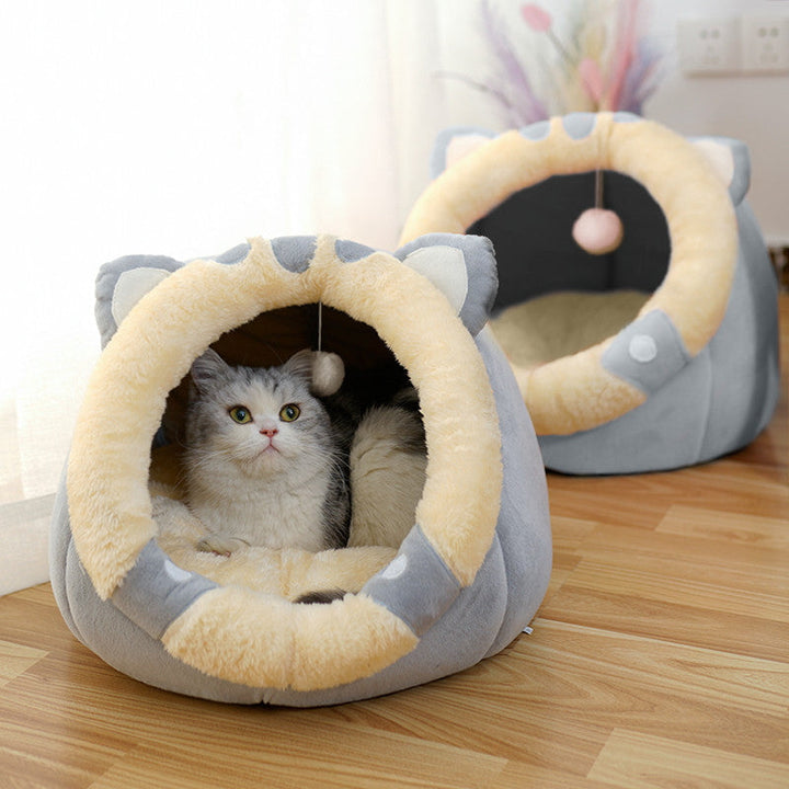 Cat House Villa for Stylish Comfort | Paw Paw Trails