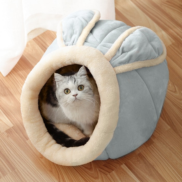 Cat House Villa for Stylish Comfort | Paw Paw Trails