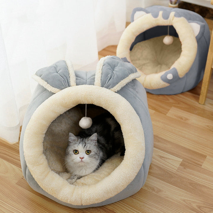 Cat House Villa for Stylish Comfort | Paw Paw Trails