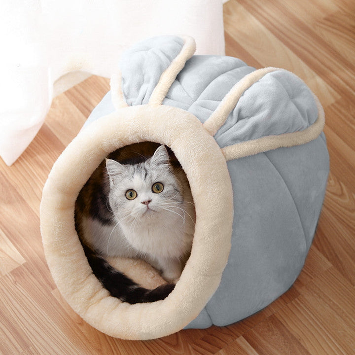 Cat House Villa for Stylish Comfort | Paw Paw Trails