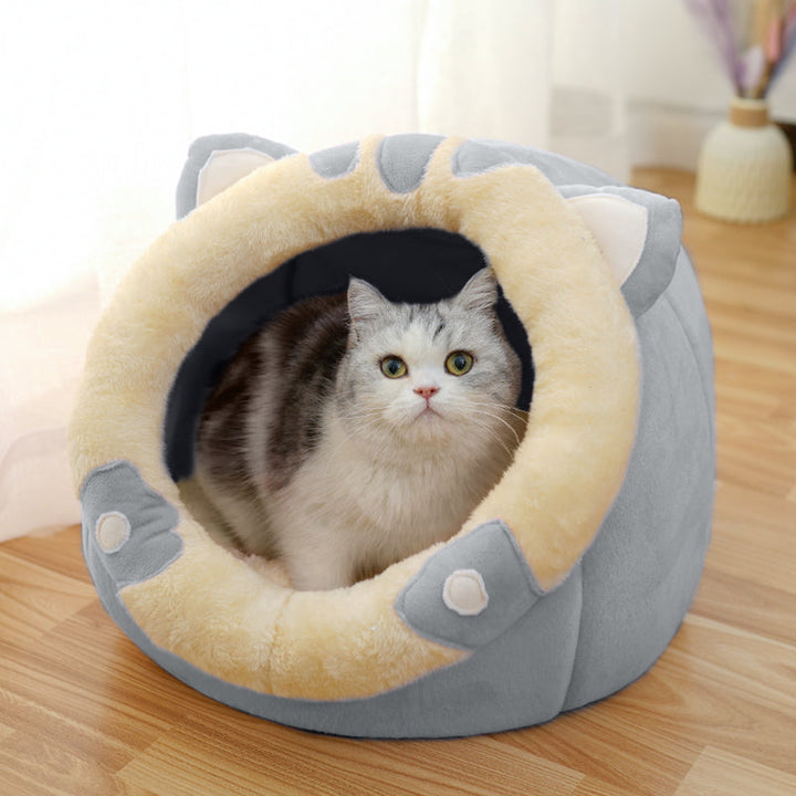 Cat House Villa for Stylish Comfort | Paw Paw Trails